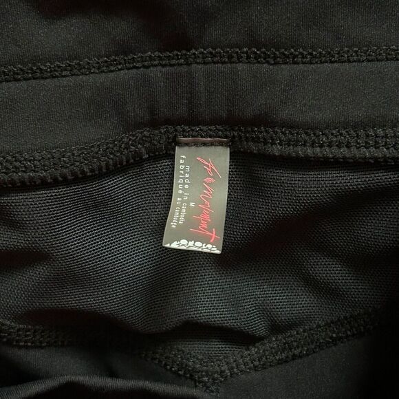 Free People Movement Legging Size Medium - Picture 5 of 7
